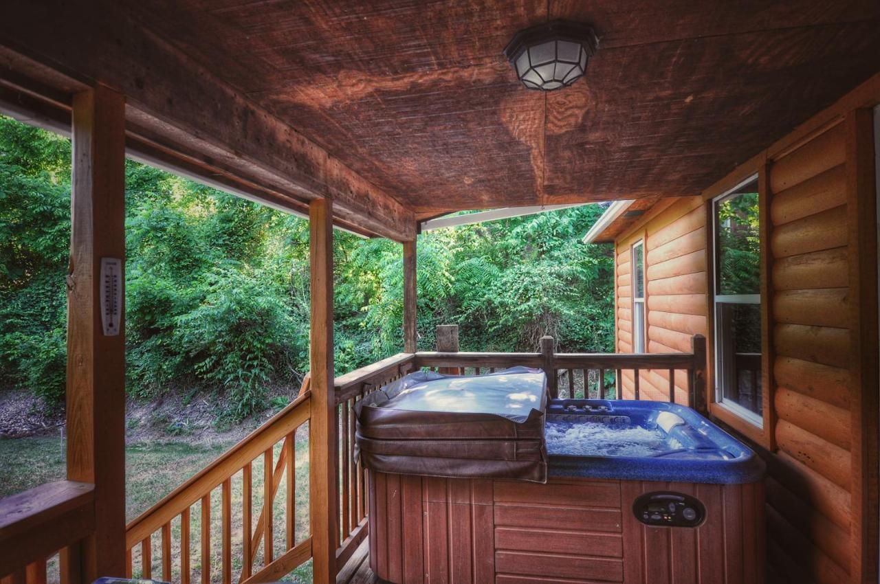 Remodelled Cabin! Great Location! 세비어빌 외부 사진