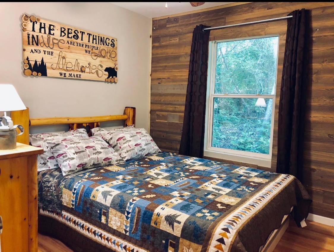 Remodelled Cabin! Great Location! 세비어빌 외부 사진